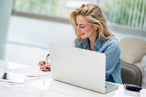 Lady using a laptop